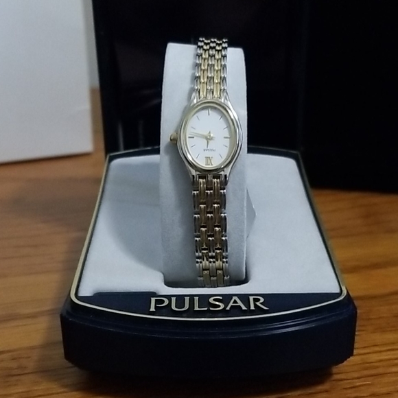 Pulsar watch - Picture 2 of 4